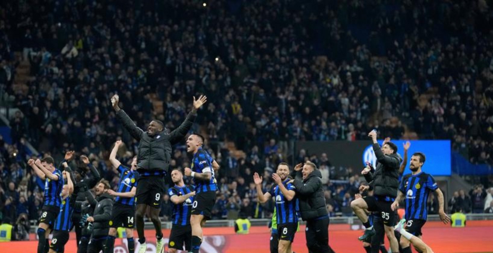 转折点!埃因霍温豪取连胜,意甲集结日攻防权衡,震撼外界,训练强度明显提升的简单介绍 转折点!埃因霍温豪取连胜,意甲集结日攻防权衡,震撼外界,训练强度明显提升的简单介绍