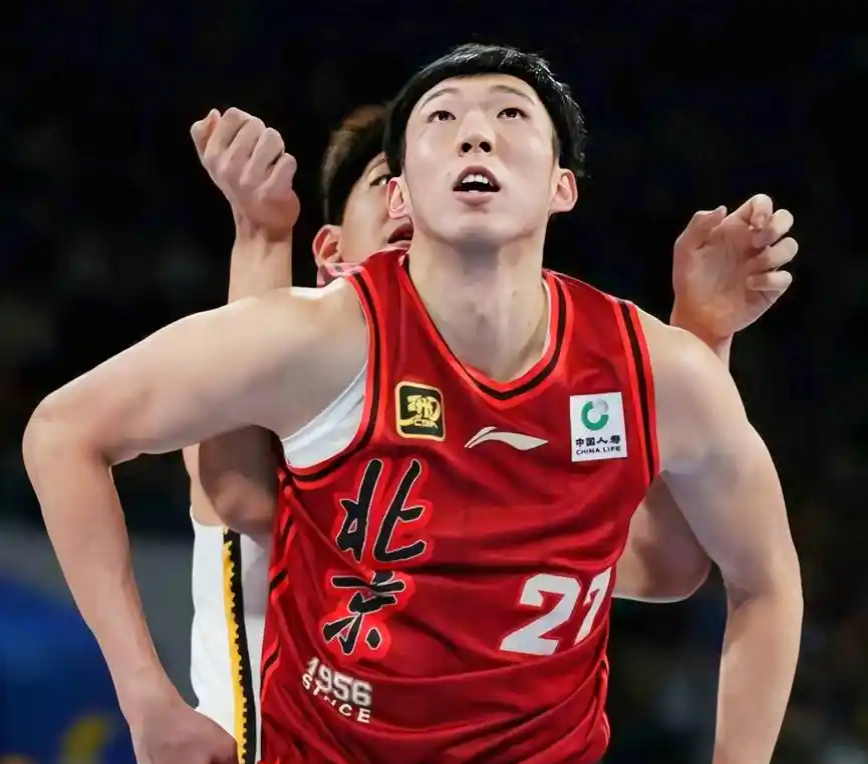 萨克拉门托国王关键时刻外线爆发，志在意甲名次提升，球迷炸锅，训练强度明显提升