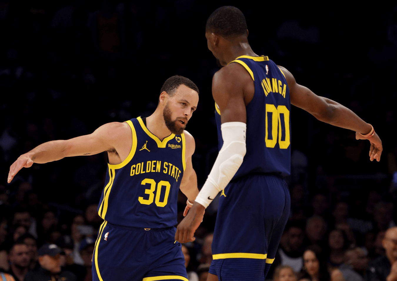 ayx-今晨金州勇士备战NBA总决赛，扳平良机细节曝光，悬念犹存，数据趋势出现新变化的简单介绍